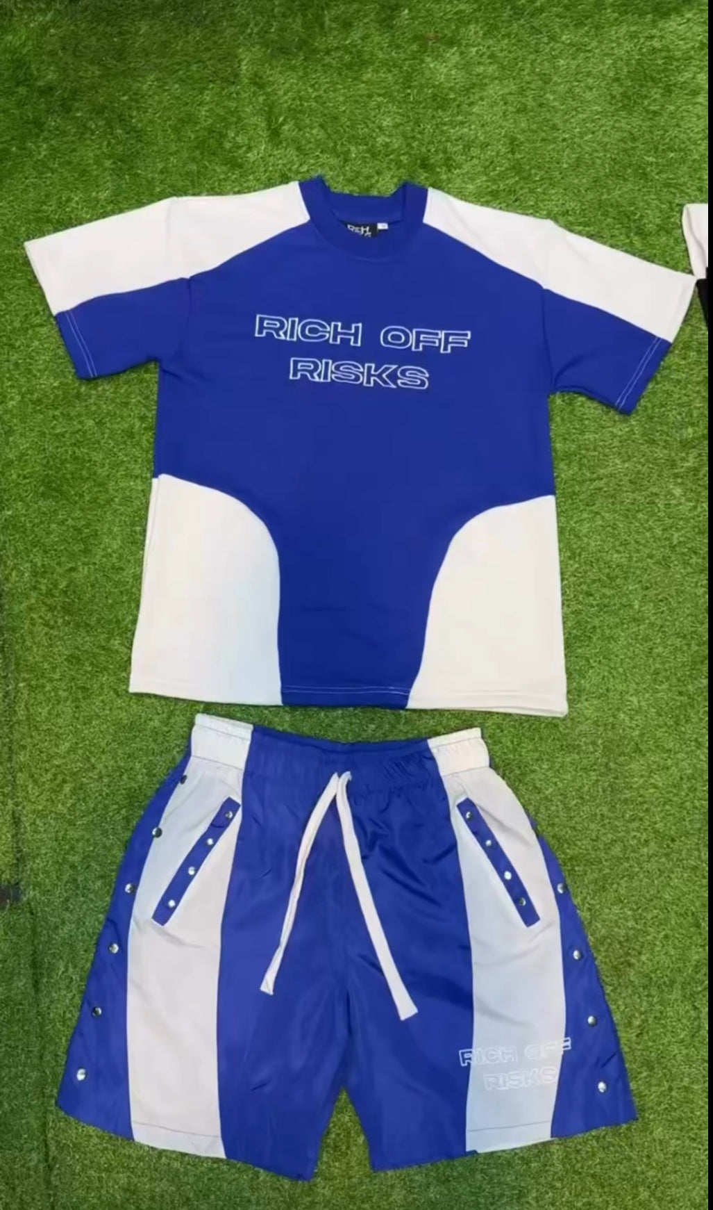 Embroidery Tee with Nylon pants